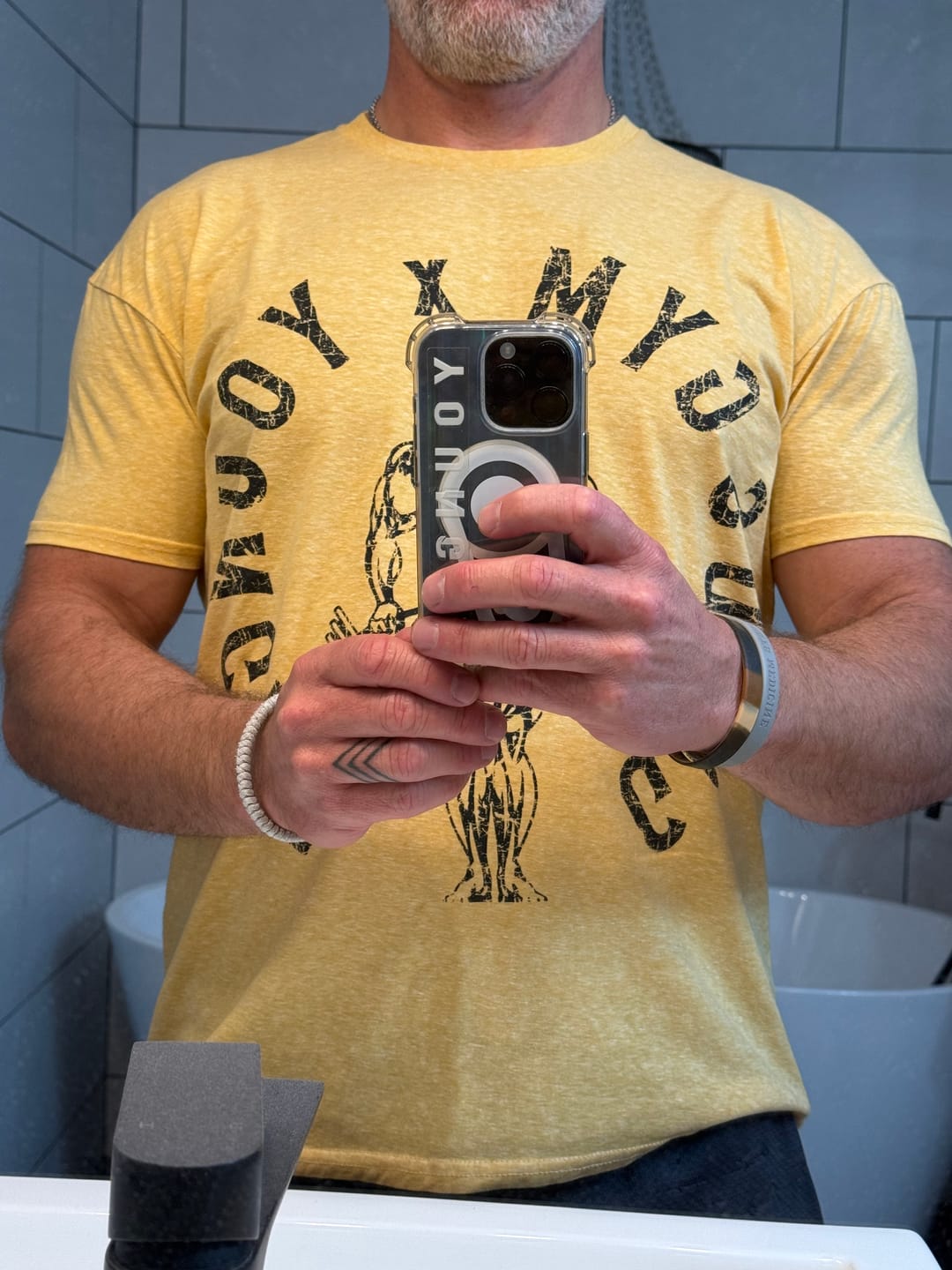 Customer photo review of 4206 - Gold's Gym Heather Tees