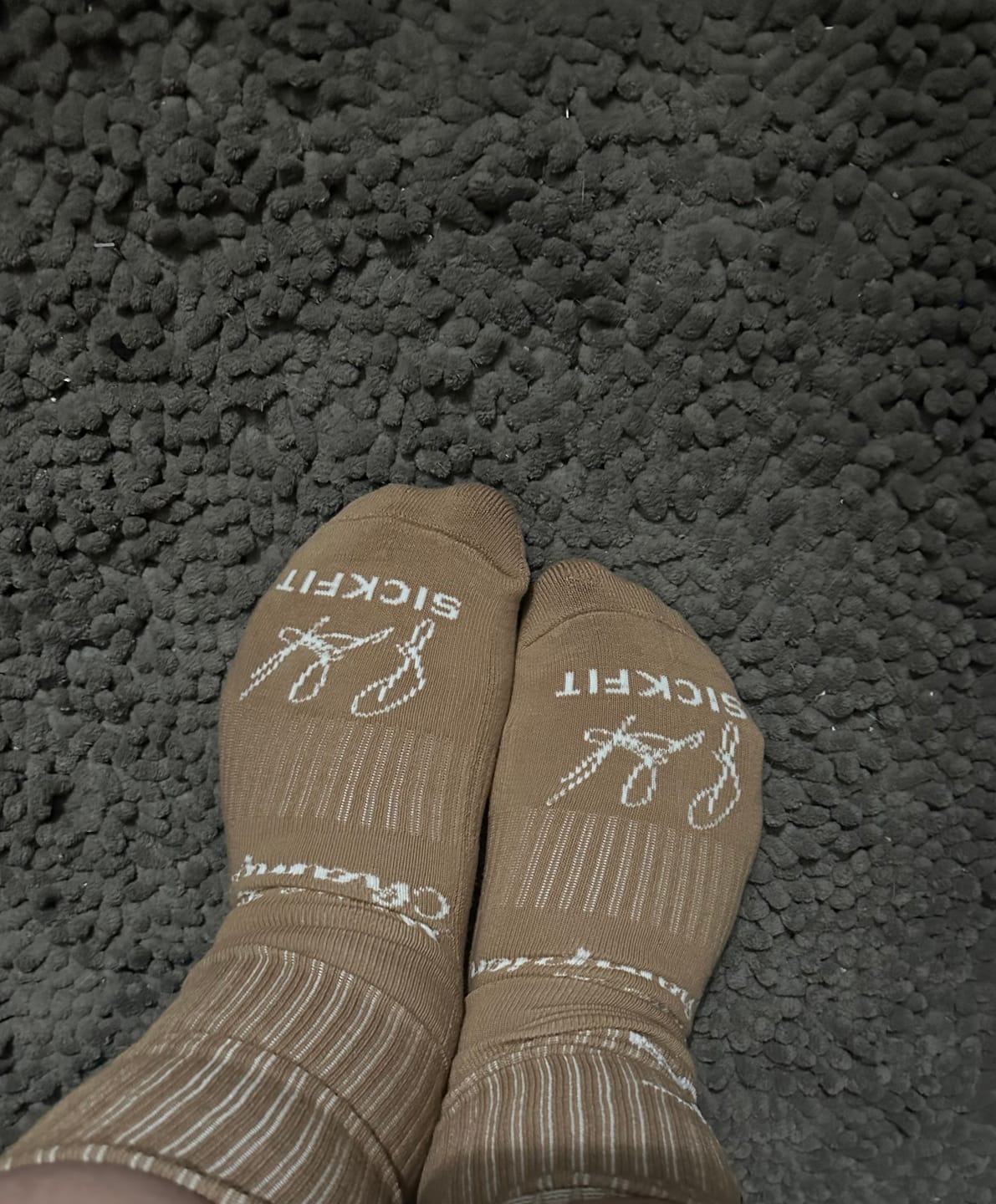 Customer photo review of Classic Performance Compression Socks – 6 Pack Crew (15-18mmHg)