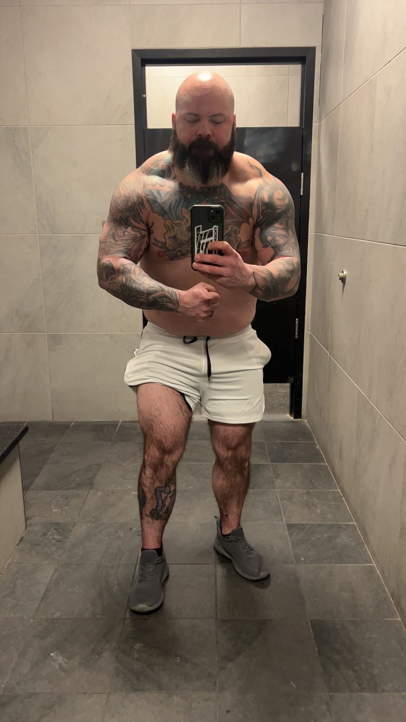 Customer photo review of Hi-Tech Pharma Decabolin | Lean Muscle, Strength & Performance
