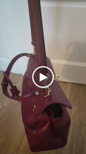 Customer video review of The Olivia Bag - Medium