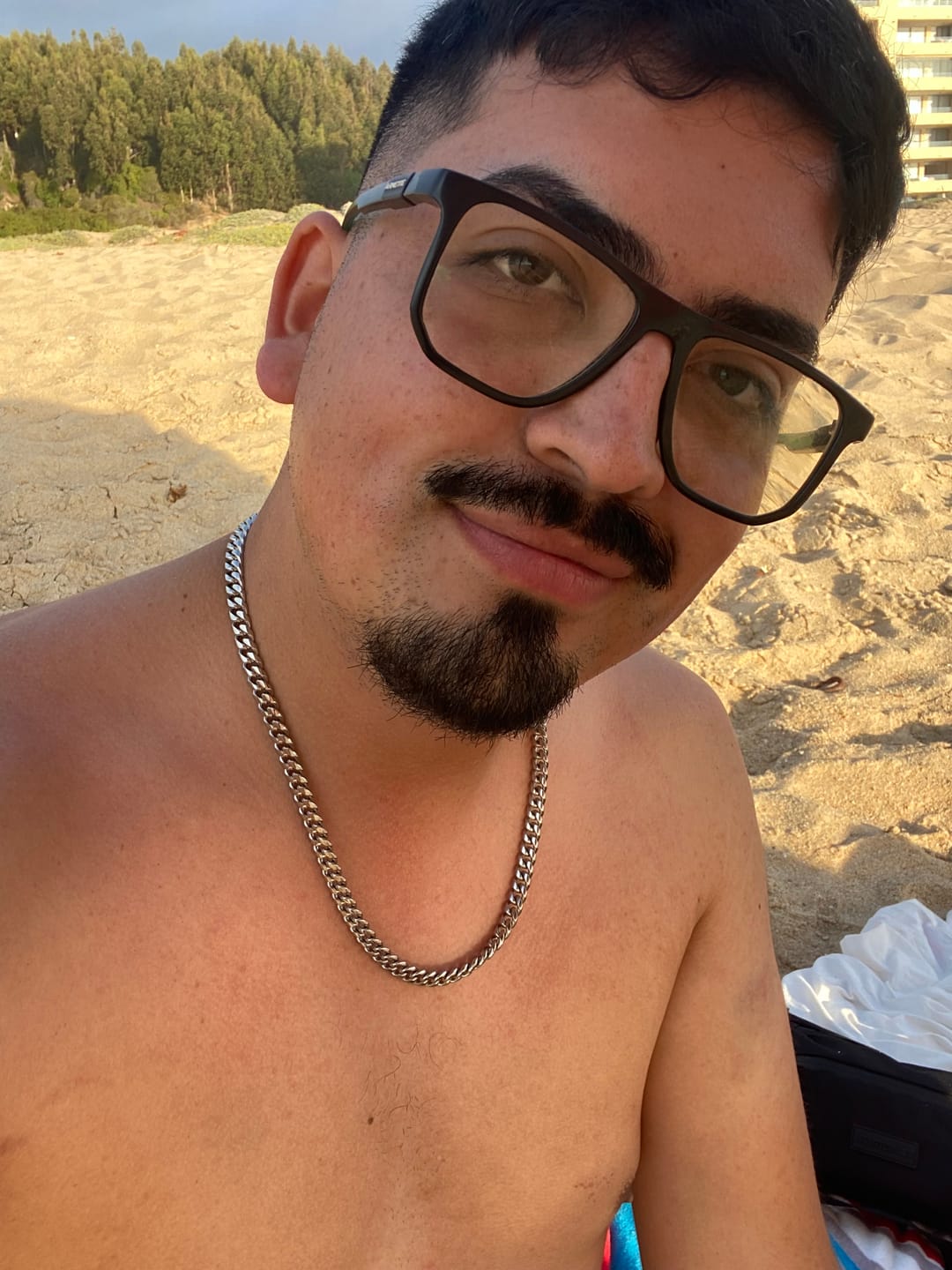 Customer photo review of Cadena Cuban Link 8mm
