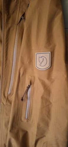 Customer photo review of Chaqueta Hombre Keb Eco-Shell