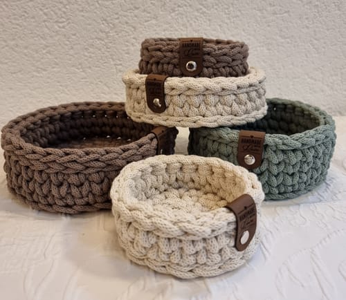 Customer photo review of Label-Set "Handmade With Love" Kunstleder Label für Häkelkörbe, Label aus Kunstleder - CS0050