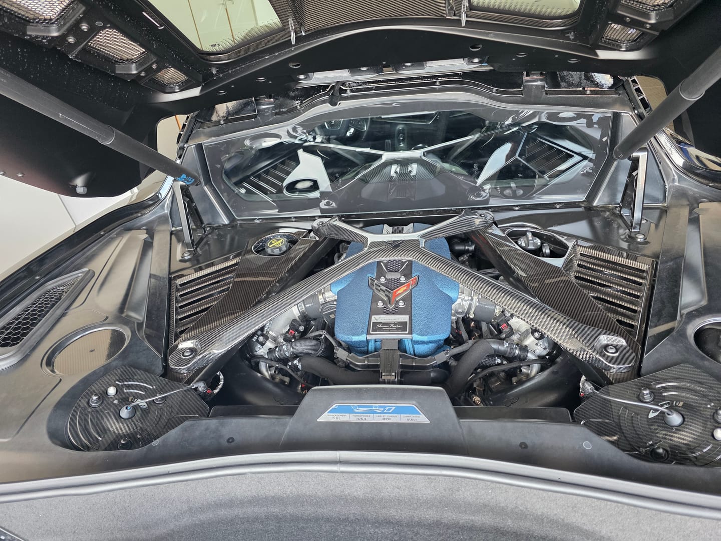 Customer photo review of Corvette C8 ZR1 Front Bumper Vented Extractor Hood