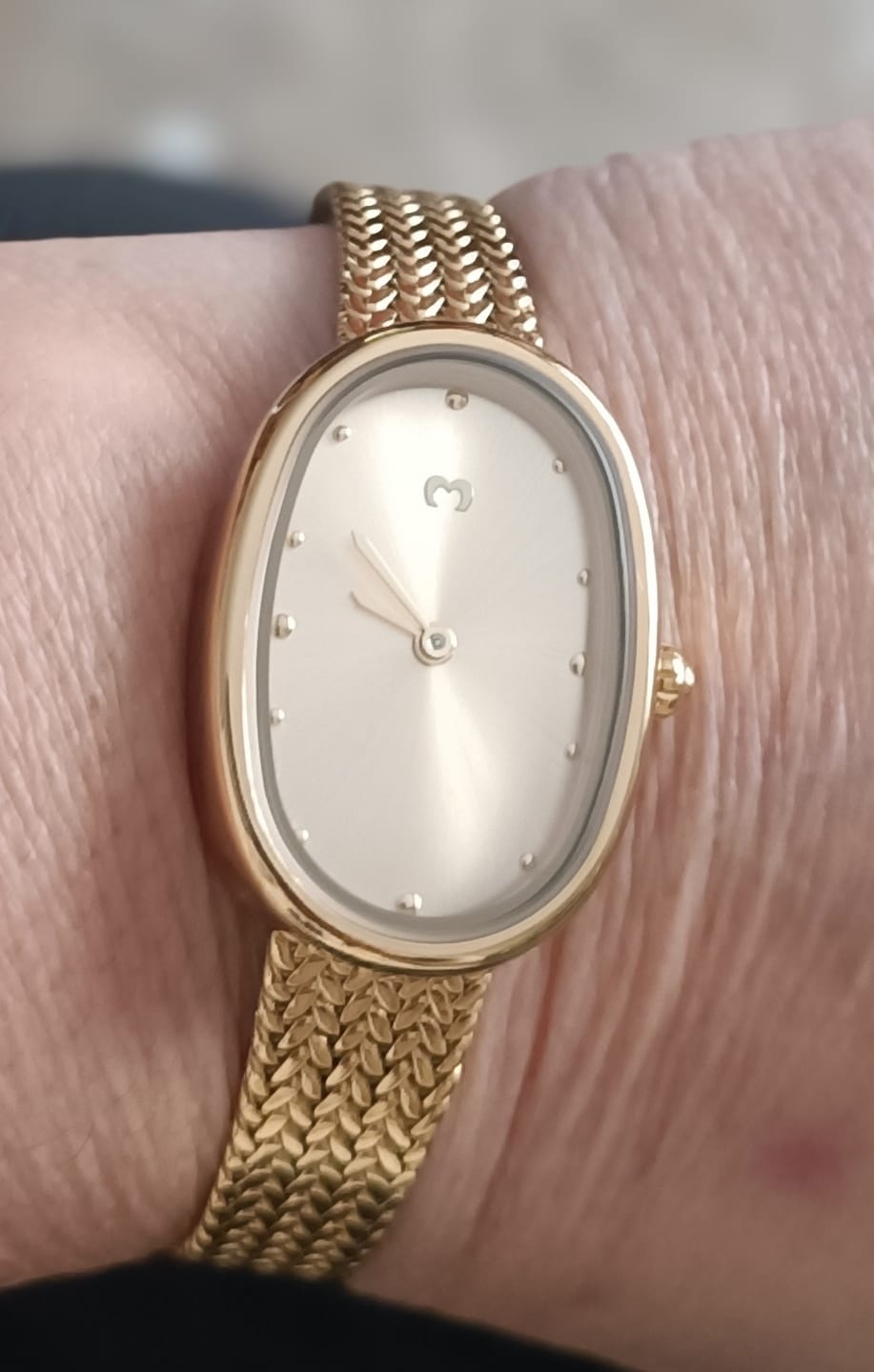 Customer photo review of Reloj Vintage Royale ~ Gold