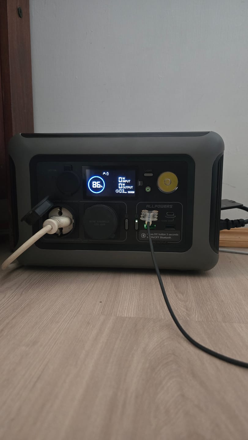 Customer photo review of ALLPOWERS R600 Portable Power Station 600W 299Wh LiFeP04 Battery