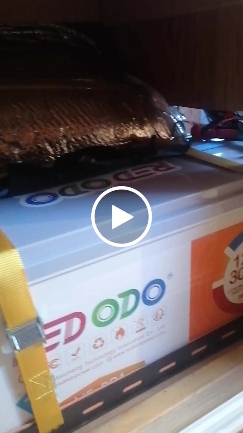 Customer video review of Redodo 12V 300Ah LiFePO4 Batterie für Solar, Wohnmobil & Zuhause