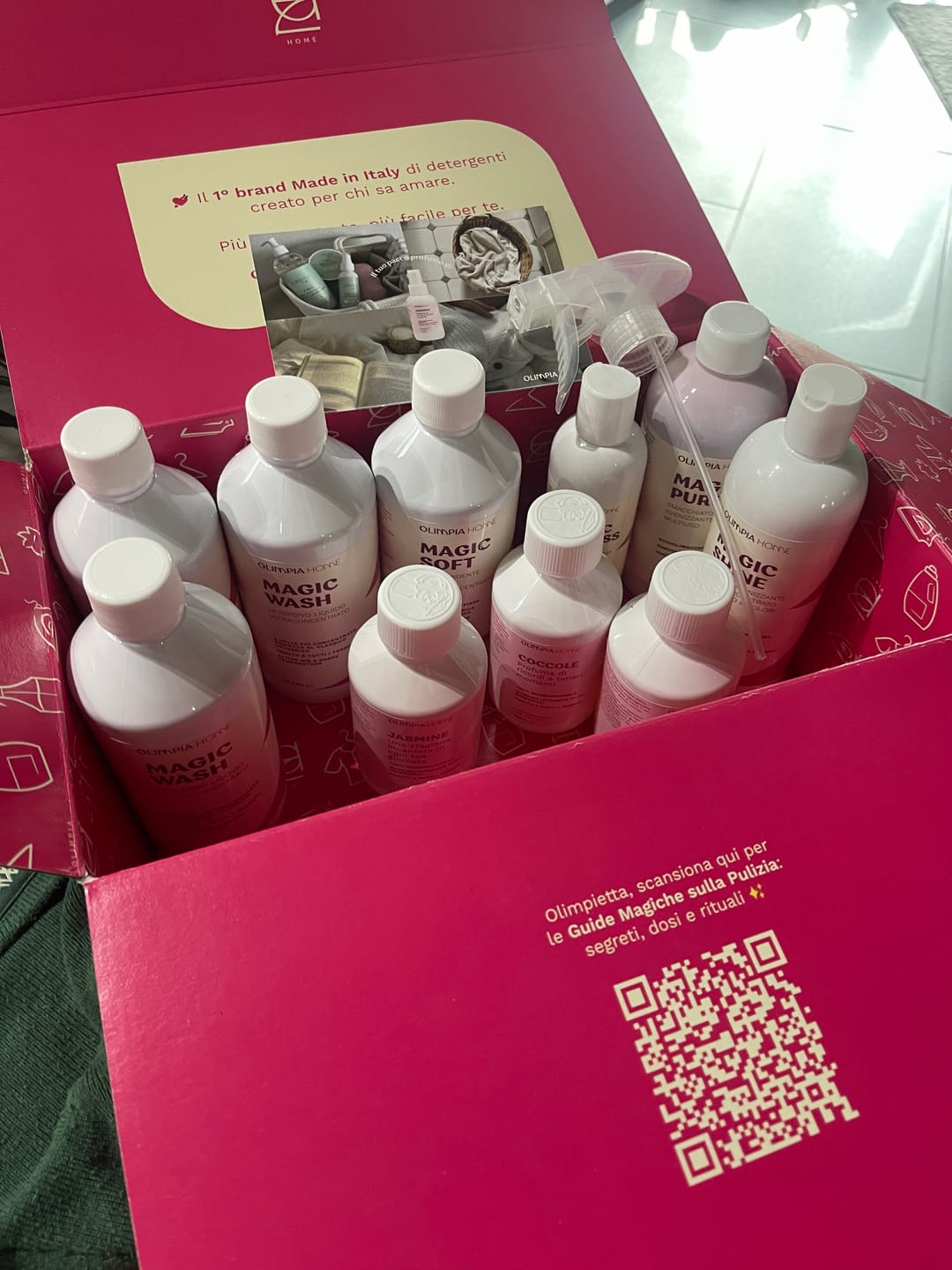 Customer photo review of Magic Wash Liquido - Il Detersivo Professionale per un Bucato Perfetto