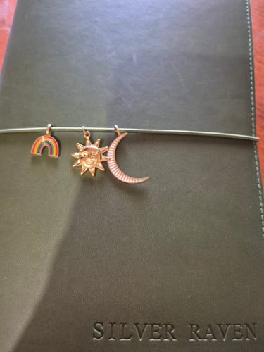 Customer photo review of Folio Charm - SOLAR