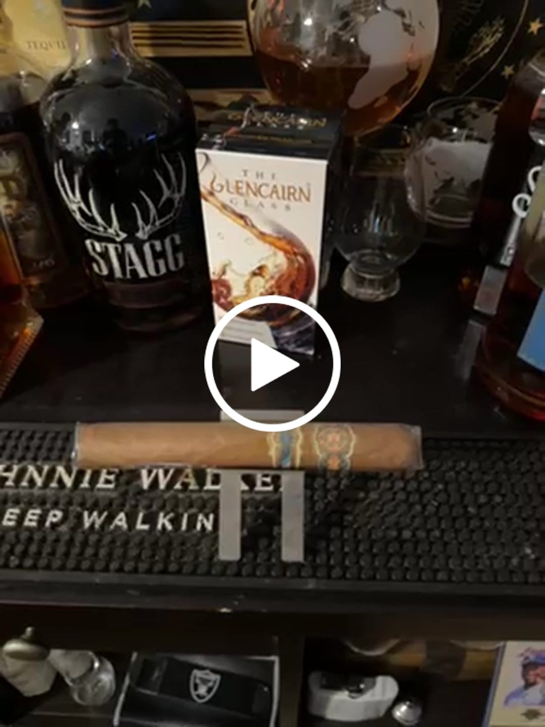 Customer video review of Sapphire Subscription Luxury Cigars Monthly