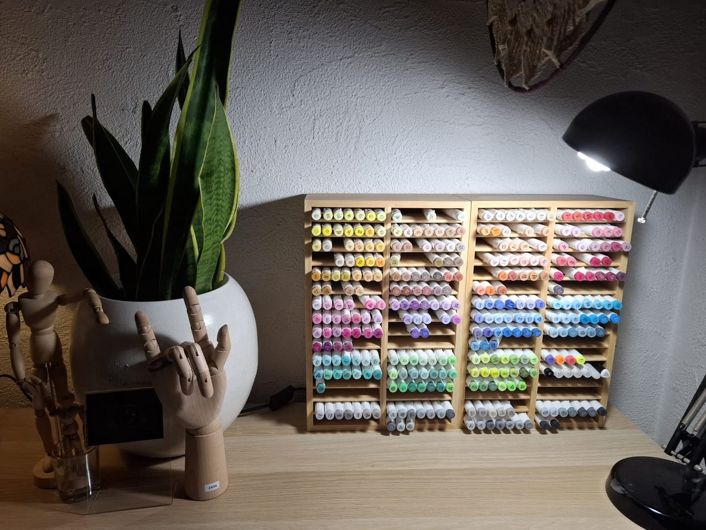 Customer photo review of Ohuhu Bamboo Marker Organizer (Europe Only)