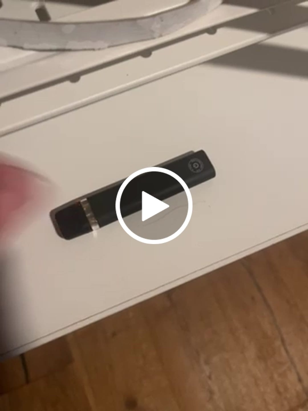 Customer video review of 🍋Flower Power Vape Lemon Superior Blend