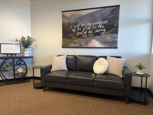 Customer photo review of Large Canvas with Banner Wood: I will see the goodness of God