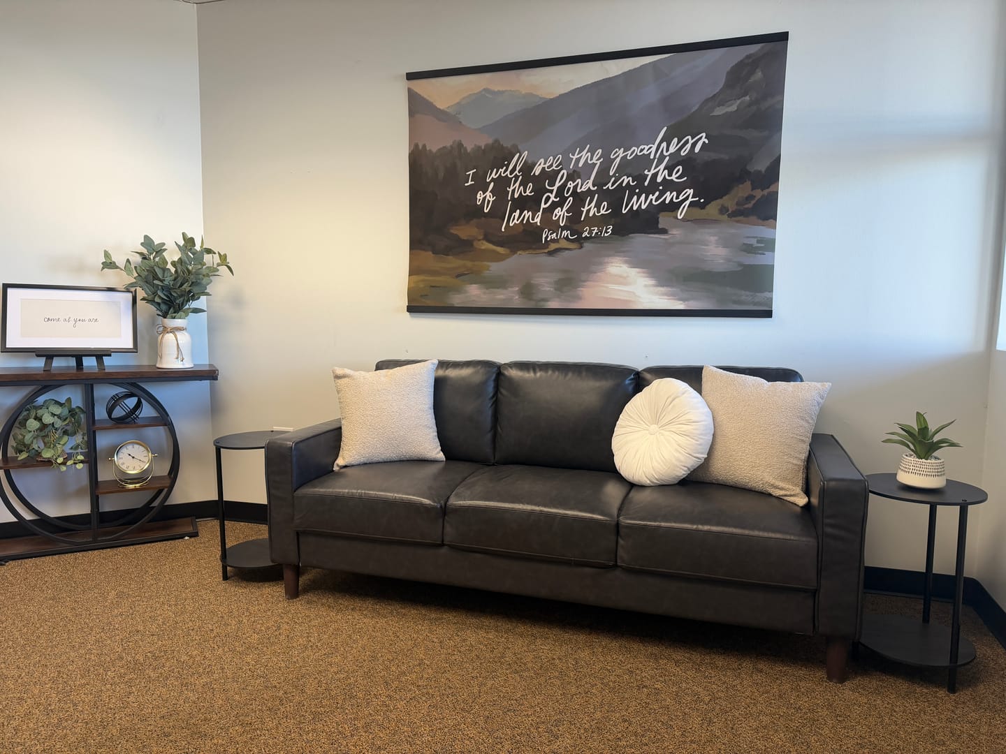 Customer photo review of Large Canvas with Banner Wood: I will see the goodness of God