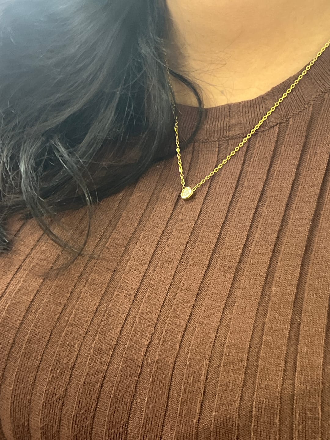 Customer photo review of White Gemstone Gold Chain Necklace