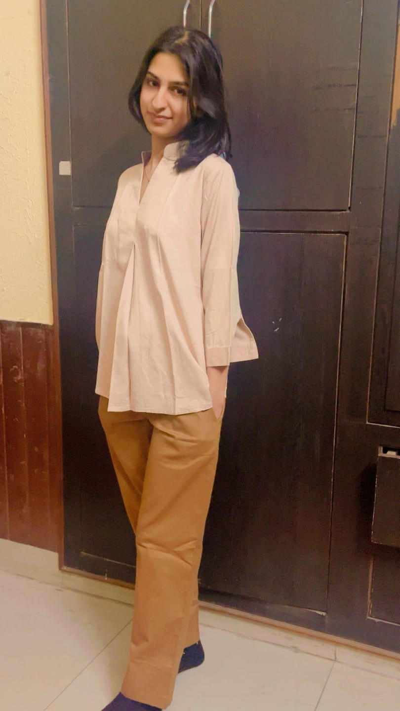 Customer photo review of Women Coffee Brown Airy Linen Straight Pants