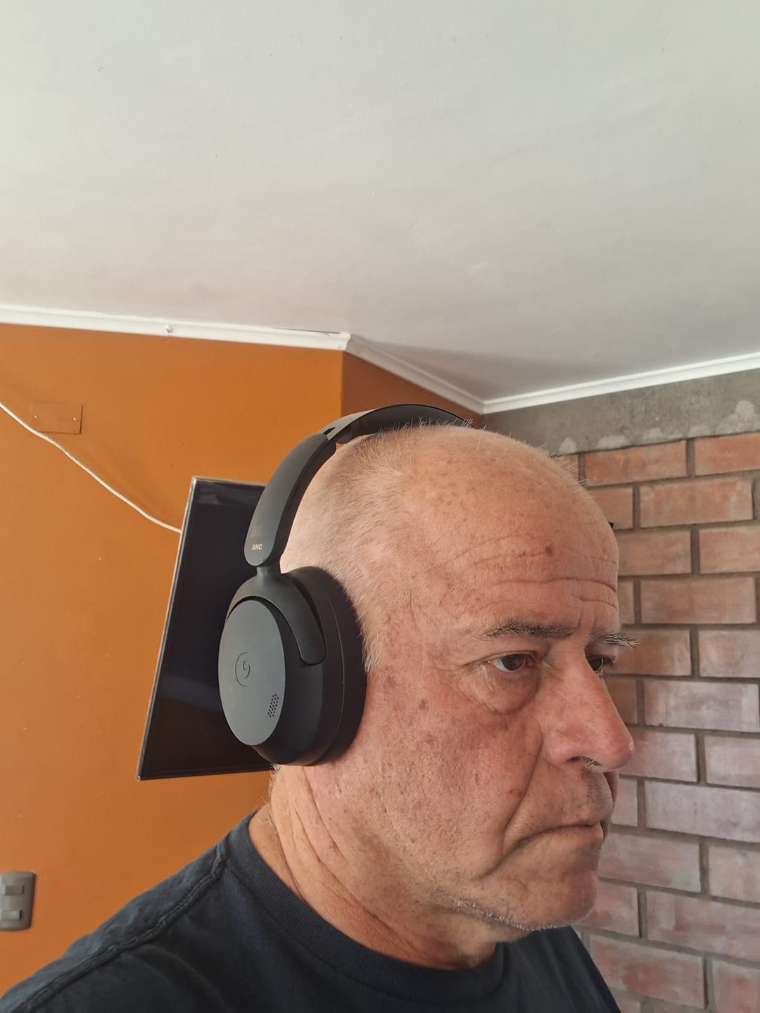 Customer photo review of Audifonos Bluetooth Blik Aura950 Cancelación De Ruido 72H