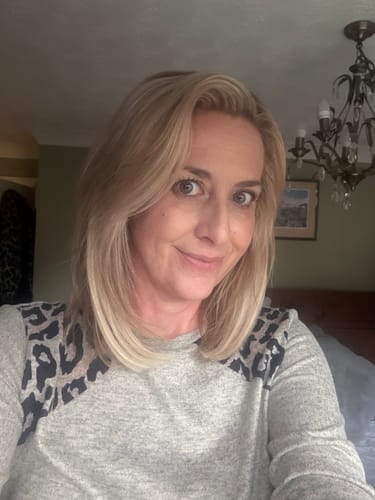 Customer photo review of Face Framing Layers / Clip In Extensions / Human Hair / 14 inches / 15 grams