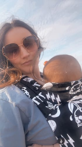 Customer photo review of The Dahlia Carrier in Cool Kid [Midnight Edition]