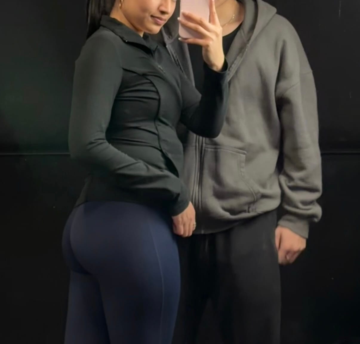 Customer photo review of W215 Vital Flare Pants