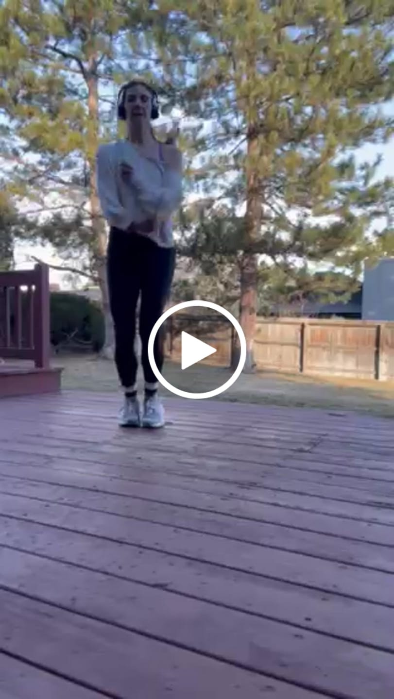 Customer video review of Northern Lights Long Handle Beaded Jump Rope