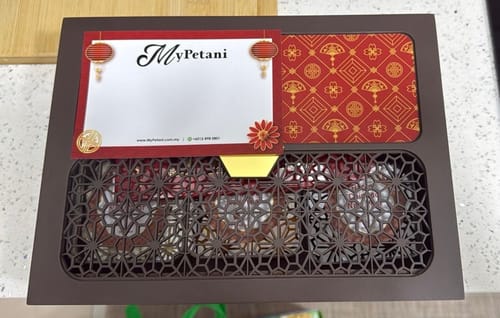 Customer photo review of CNY 2026: Pandora Fortune Wooden Gift Box (Ltd Edn)