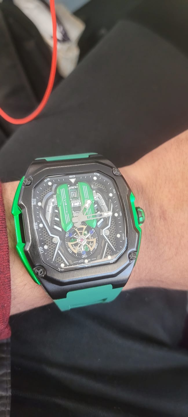 Customer photo review of HMN V12 Prestige