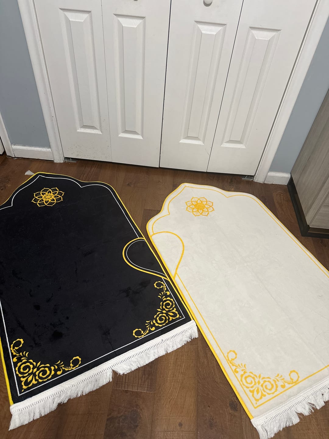 Customer photo review of Couple's Padded Prayer Mat (Set of 2)