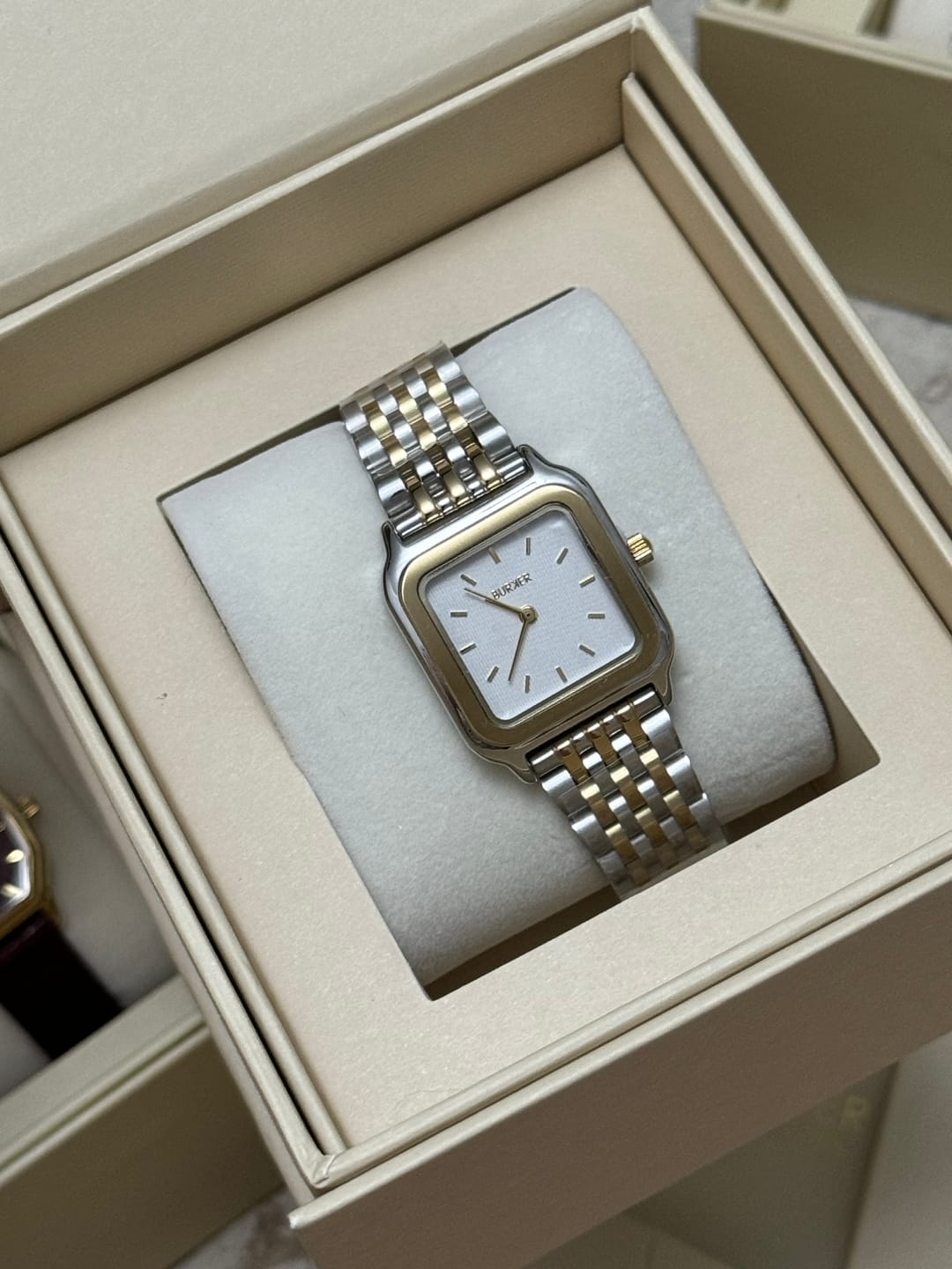 Customer photo review of Macy Gold Silver