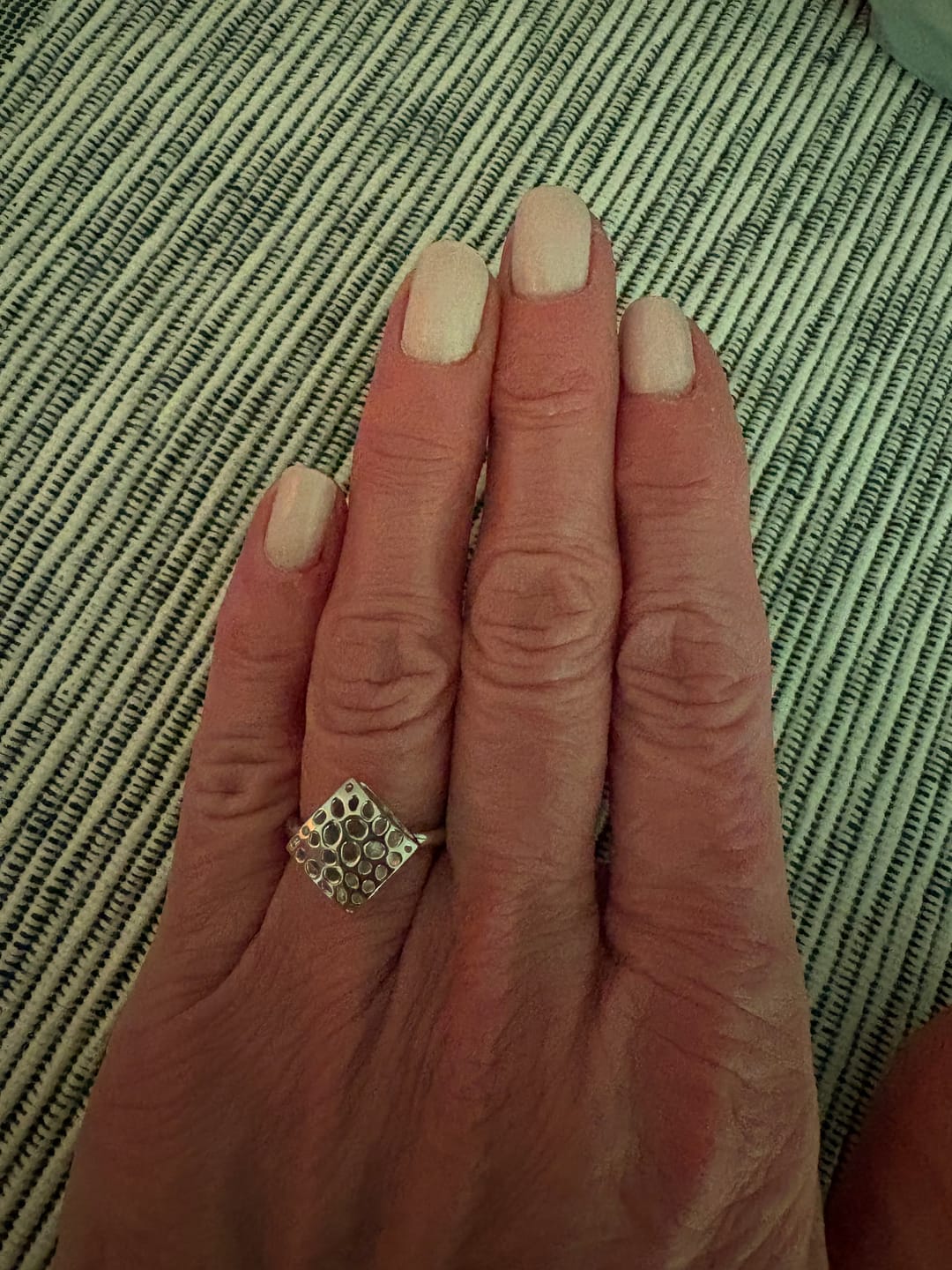 Customer photo review of Lattice Pebble Ring