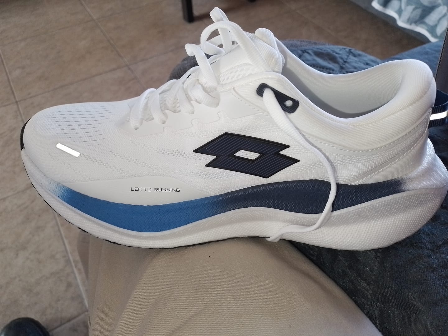Customer photo review of Tenis Caswell Men