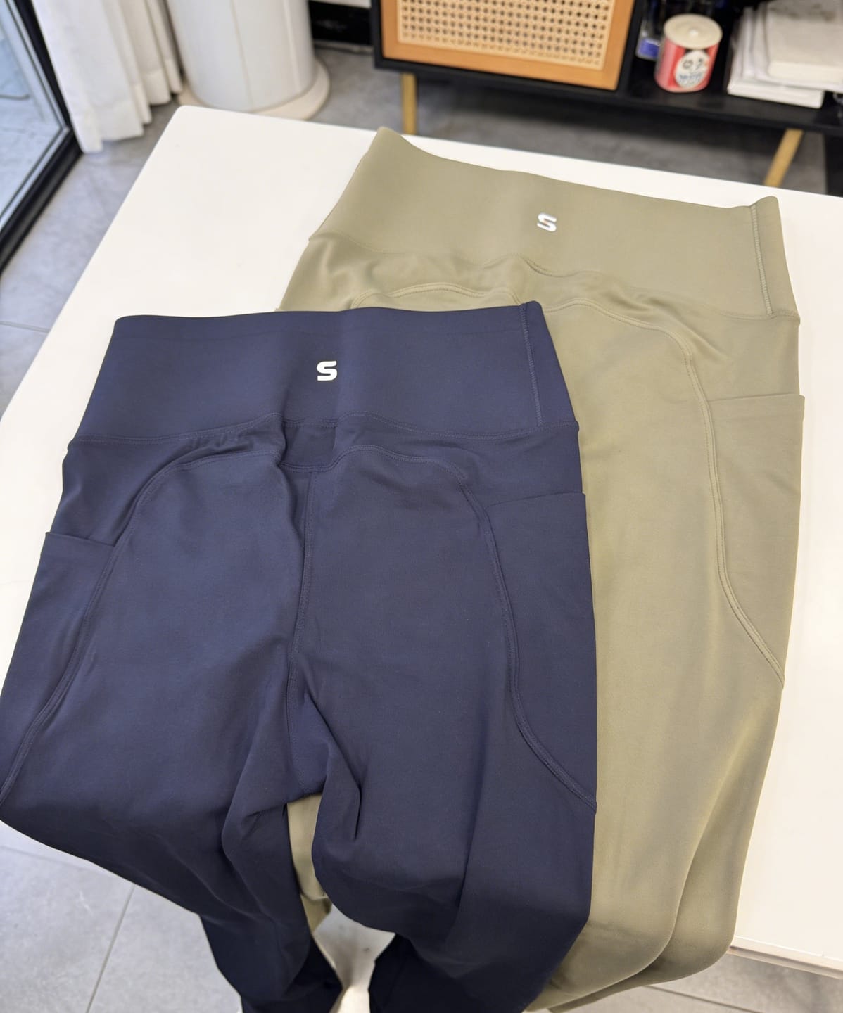 Customer photo review of Silix™ Cloud-Soft Tummy Control Pocket Leggings