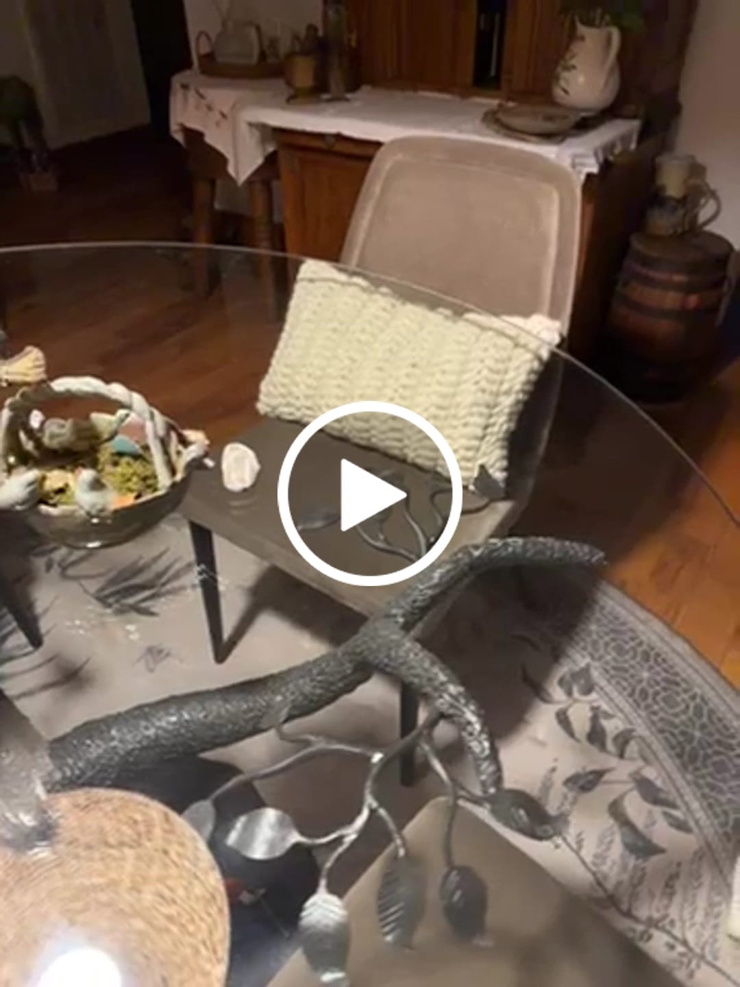 Customer video review of Kashvi Wool Pillow Cover