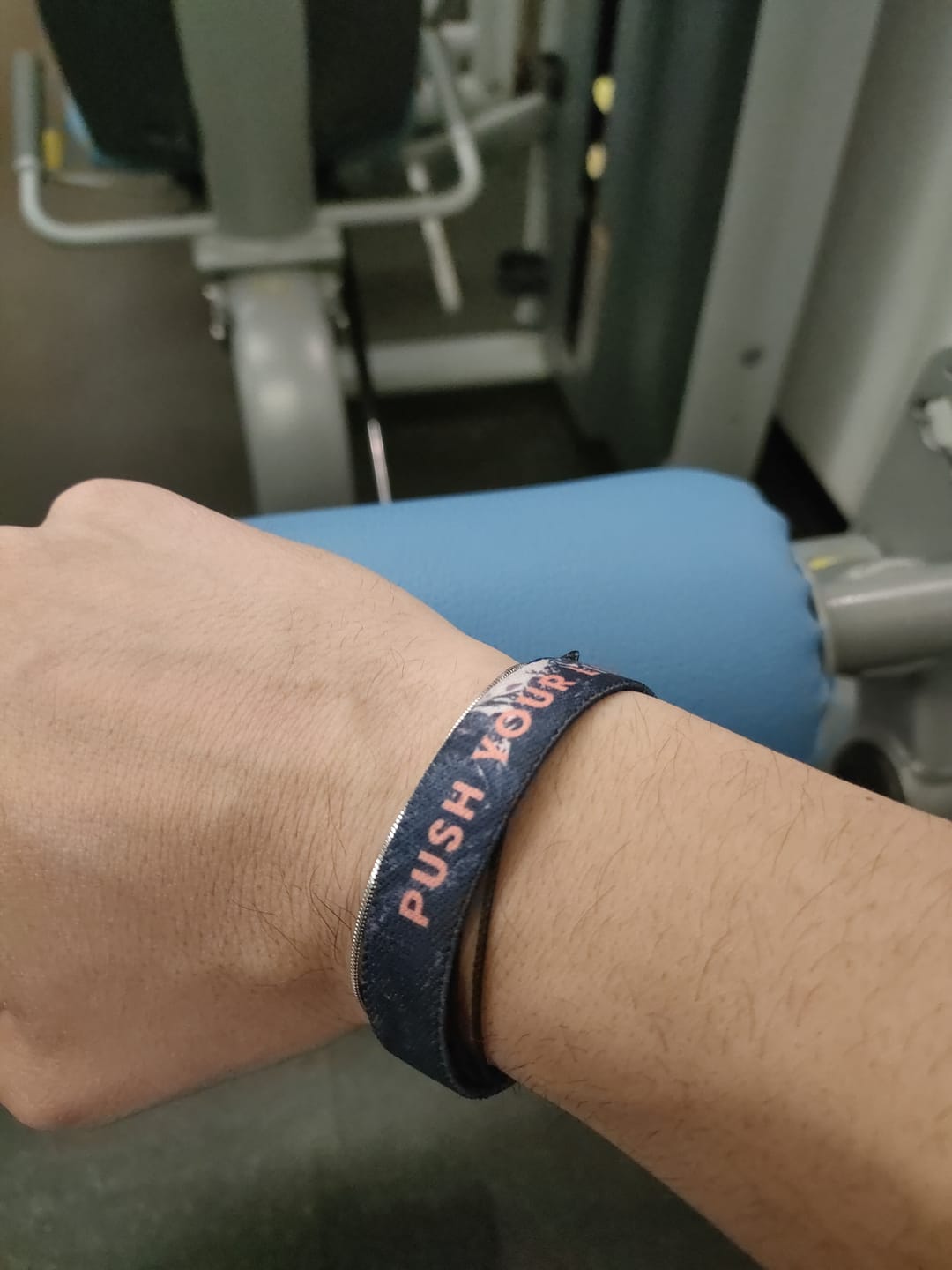 Customer photo review of Push Your Limits - Elastisches Armband
