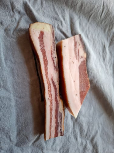 Customer photo review of Bauernspeck Seitenstreifen vom Südtiroler Schwein