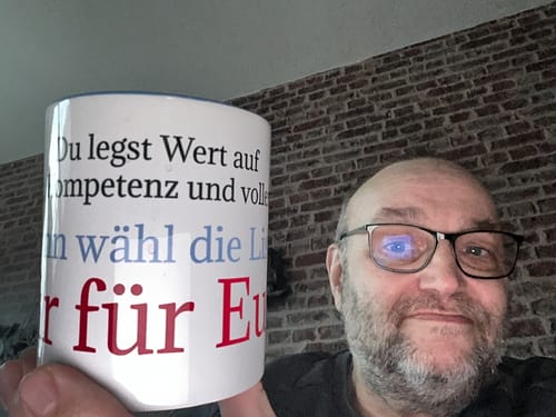 Customer photo review of TassenExpress - Becher Keramik Tasse mit Logo bedruckt 325ml Firmenlogo