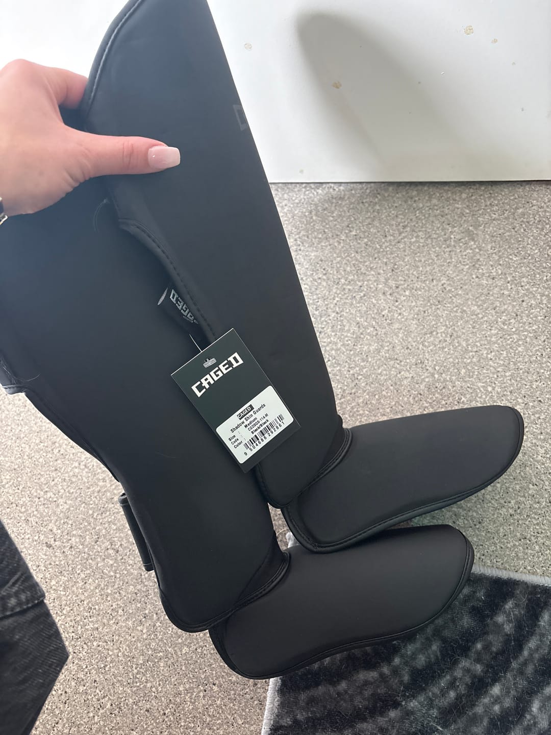 Customer photo review of Caged Scheenbeschermers Shadow - Mat Zwart
