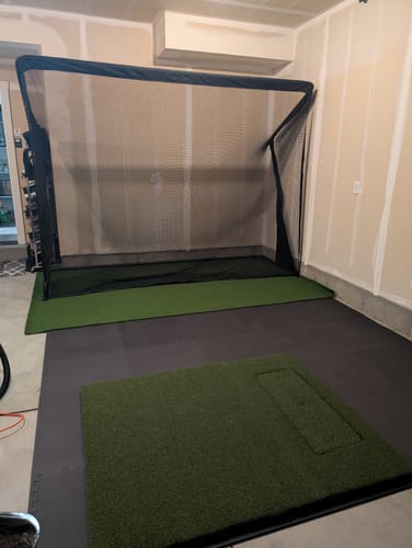 Customer photo review of Carl's Place HotShot Golf Hitting Mat