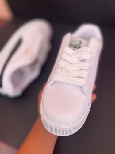 Customer photo review of Tenis Suede XL Blanco Negro