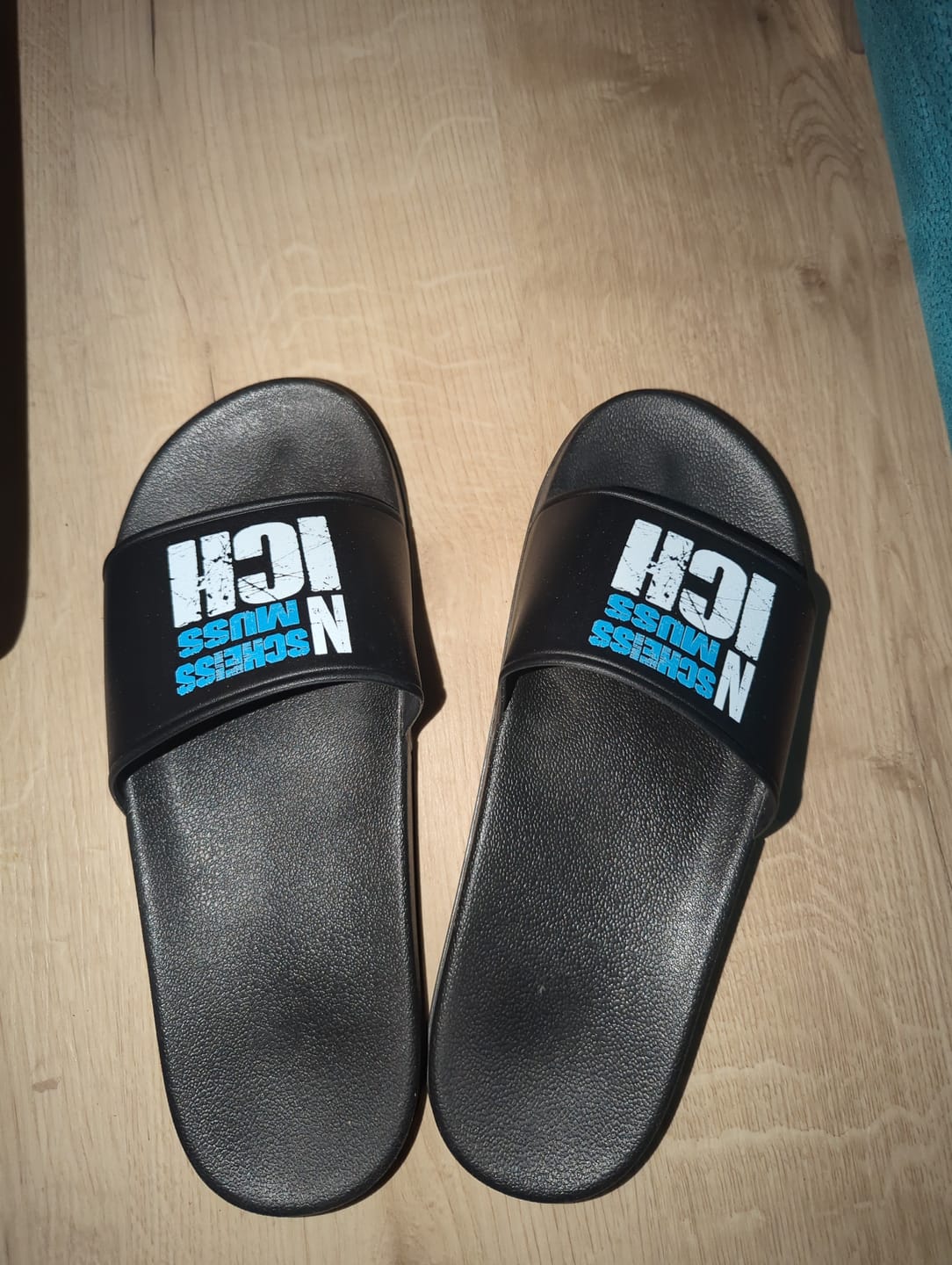 Customer photo review of N SCHEISS MUSS ICH | Badelatschen