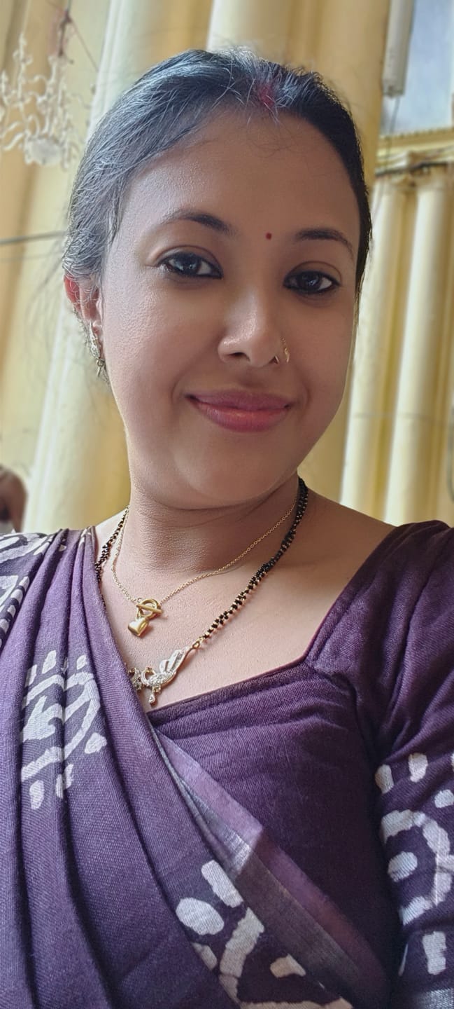 Customer photo review of Ridge Heart T-Bar Necklace