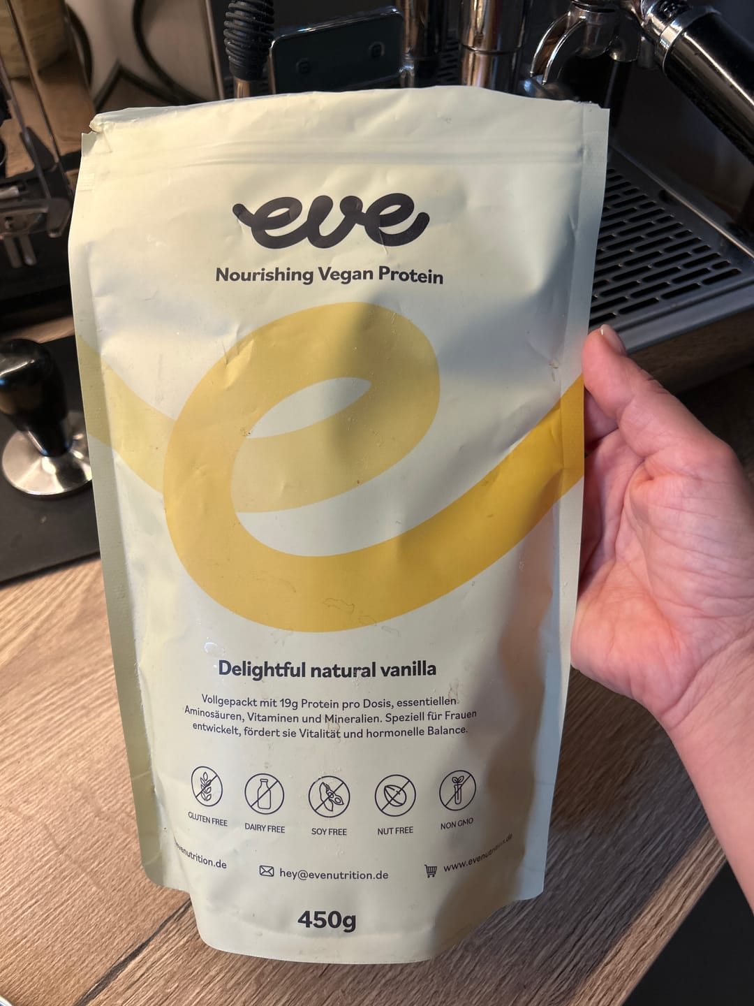 Customer photo review of Nourishing Vanilla Protein (vegan)