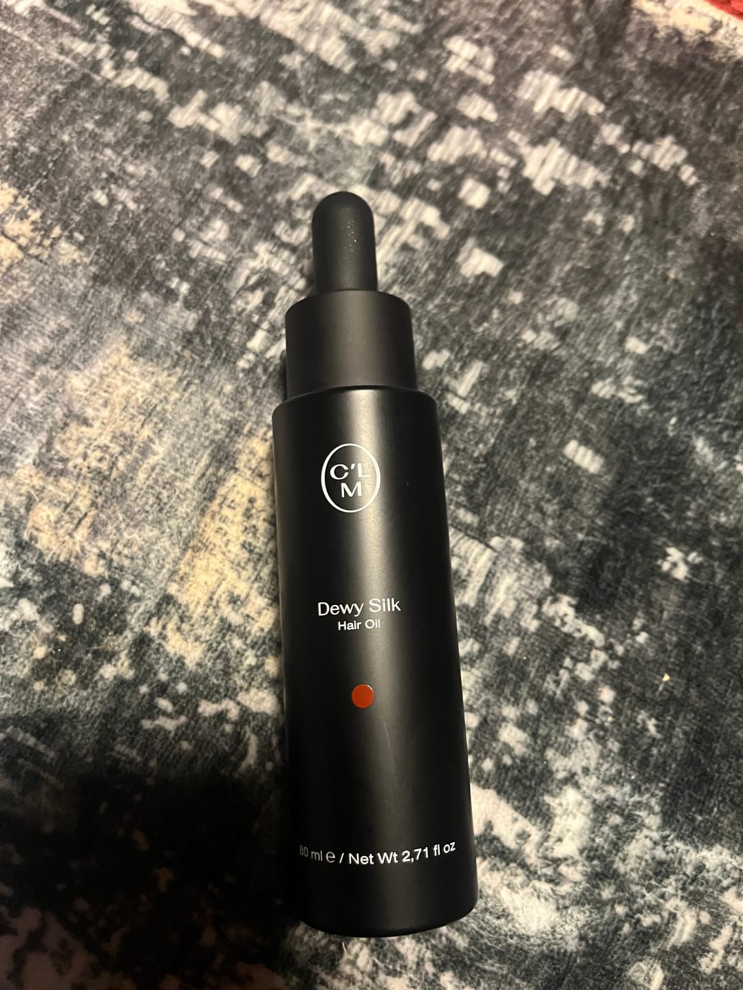 Customer photo review of Drėkinantis ir žvilgesio suteikiantis plaukų aliejus 80ml