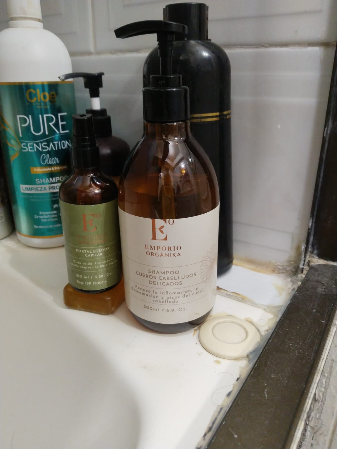 Customer photo review of SHAMPOO CUEROS CABELLUDOS DELICADOS