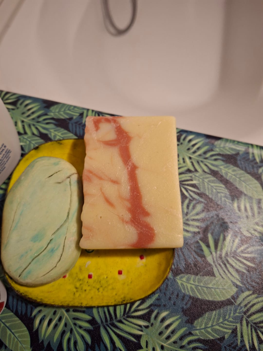 Customer photo review of 15% Ylang Ylang & Patchouli Haarseife (Beruhigend & Tiefenpflegend)