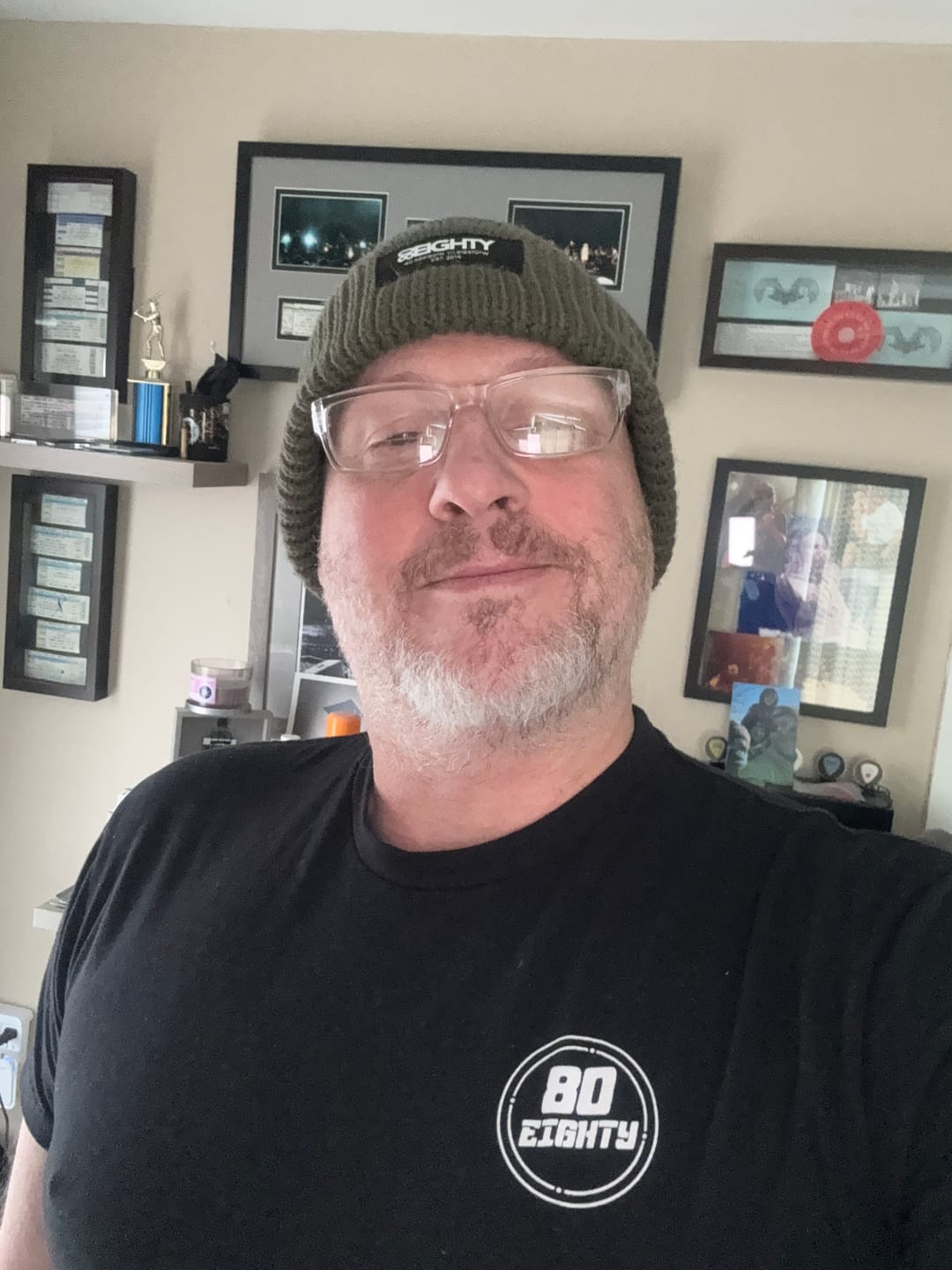 Customer photo review of 80Eighty® Classic Shirt