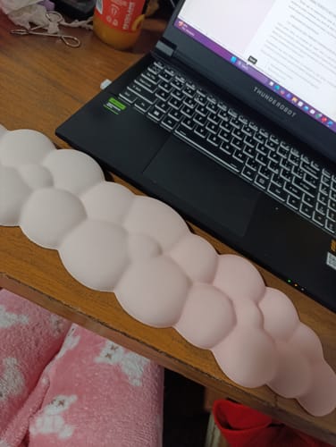 Customer photo review of Kit Teclado inalámbrico + Reposa muñecas  | STF VIVA | Para computadora rosa