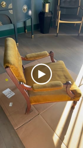 Customer video review of Fabric Paint -- Blue