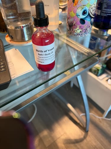 Customer photo review of Birth of Venus Bath & Body Oil