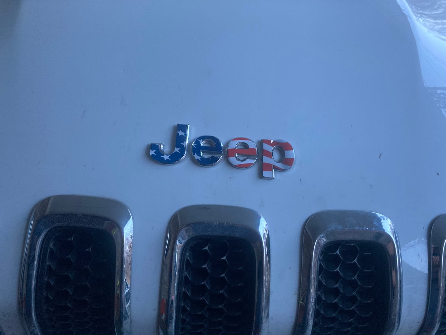 Customer photo review of JEEP Emblem Overlay Decals – American Flag Print | Fits Grand Cherokee, Cherokee, Compass, Renegade, Liberty & Patriot
